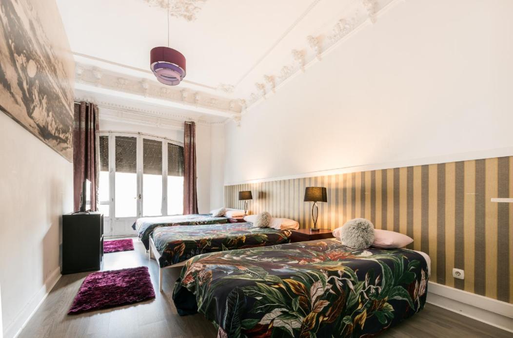 M&F 7 Rooms/7 Bathrooms Over Gran Via Мадрид Екстериор снимка