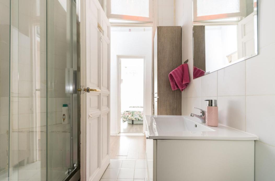 M&F 7 Rooms/7 Bathrooms Over Gran Via Мадрид Екстериор снимка