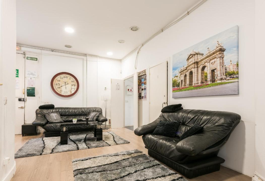 M&F 7 Rooms/7 Bathrooms Over Gran Via Мадрид Екстериор снимка
